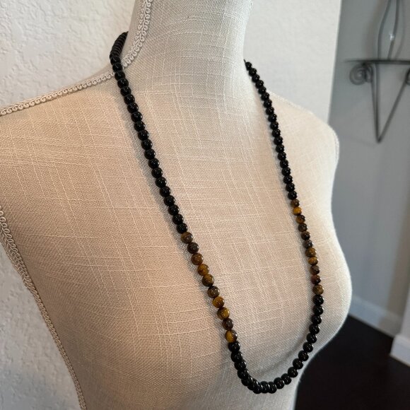 Tiger's Eye Quartz Bead Necklace - Picture 8 of 8